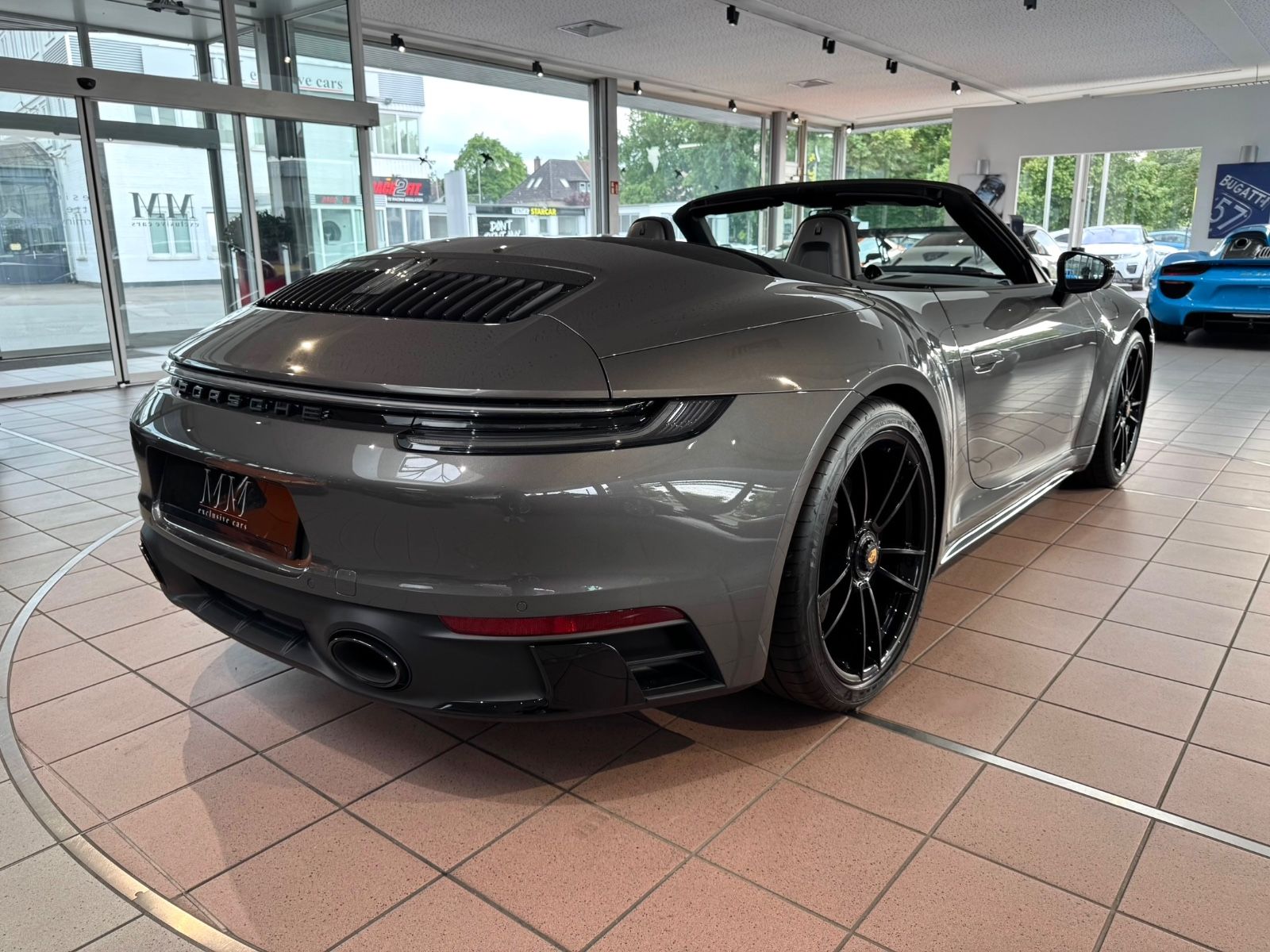 Porsche 992 911 GTS Cabrio PDCC/BURMESTER/LIFT/ACC/MATRIX