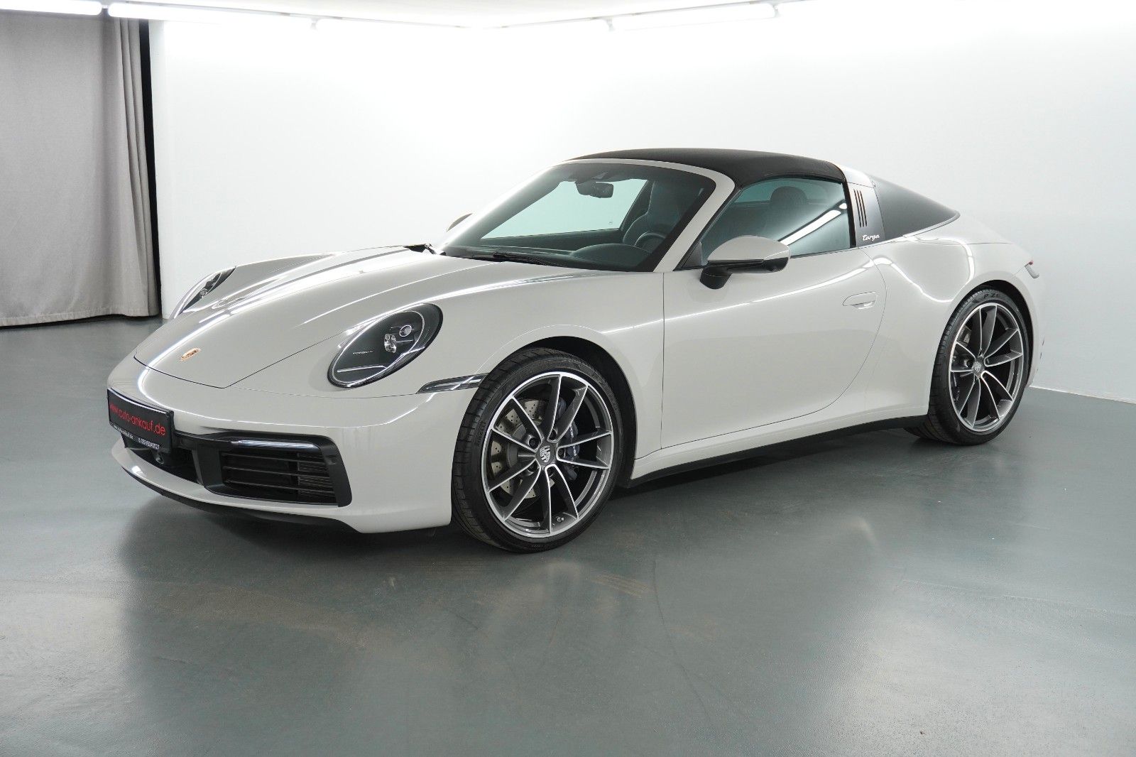 Porsche 992 911 Targa 4 Lift Sportsitze ACC LED Approv. 360°