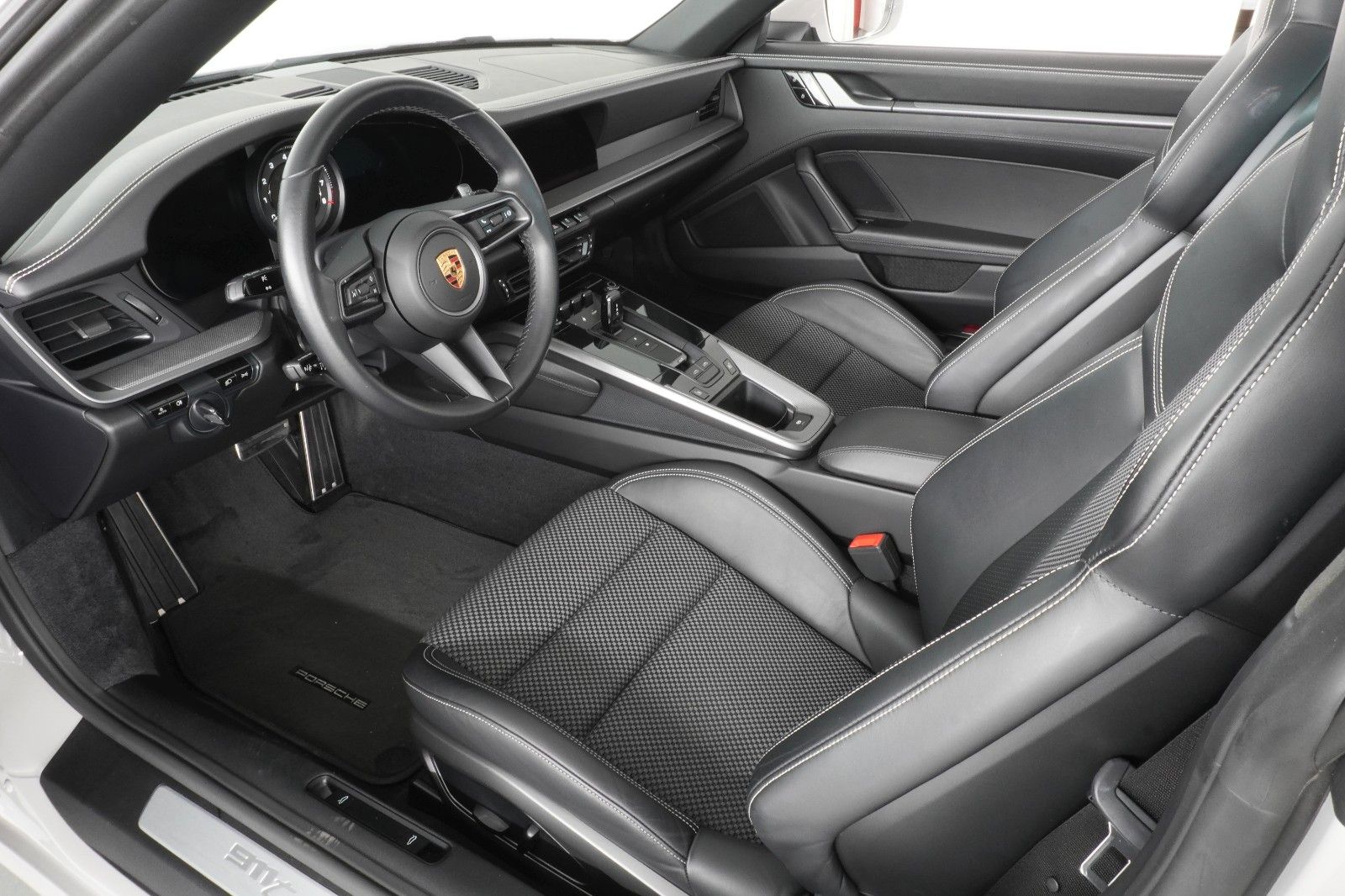 Porsche 992 911 Targa 4 Lift Sportsitze ACC LED Approv. 360°