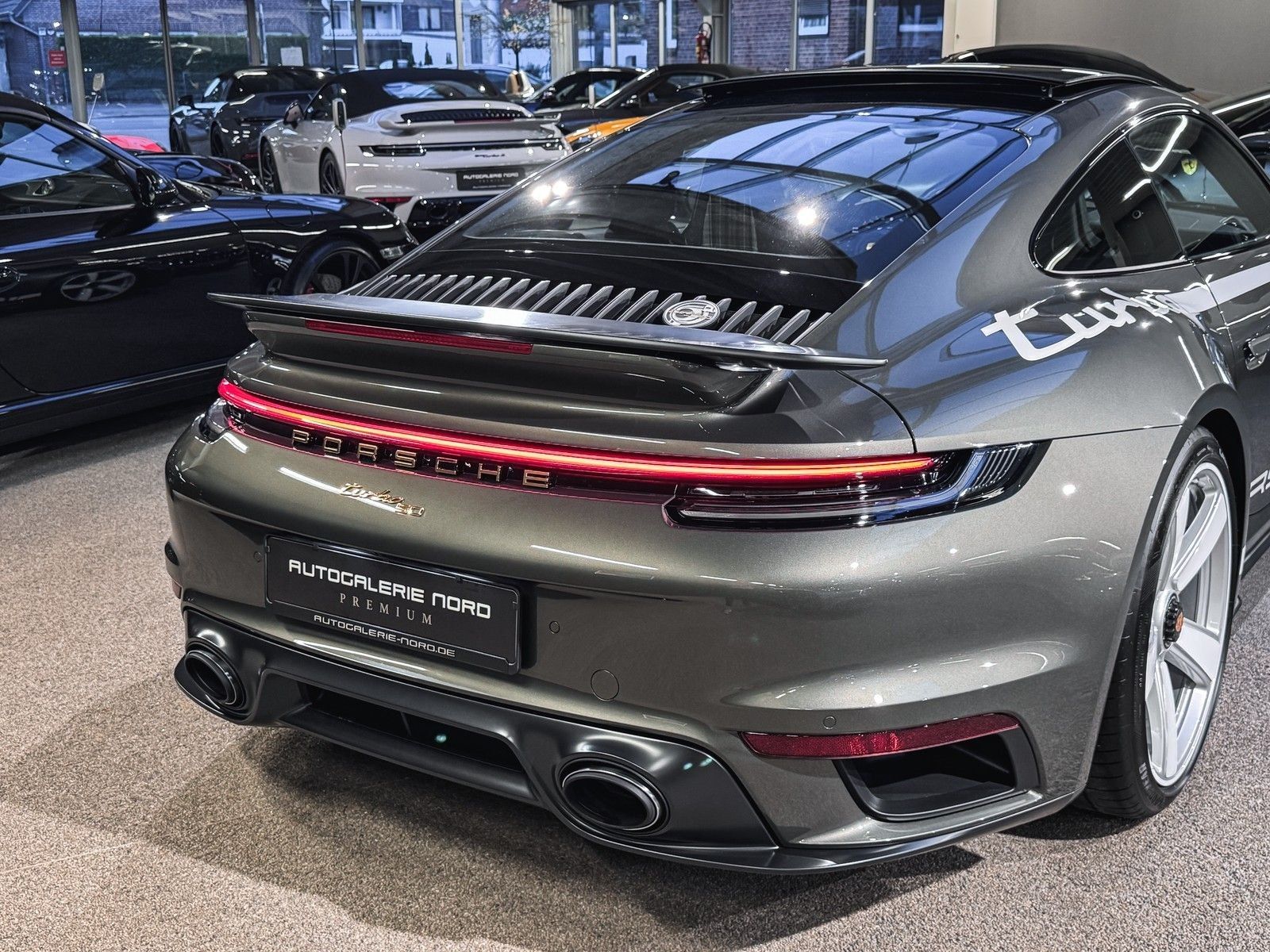 Porsche 992 911 Turbo S 911 Turbo 50 Jahre Heritage Burmeste