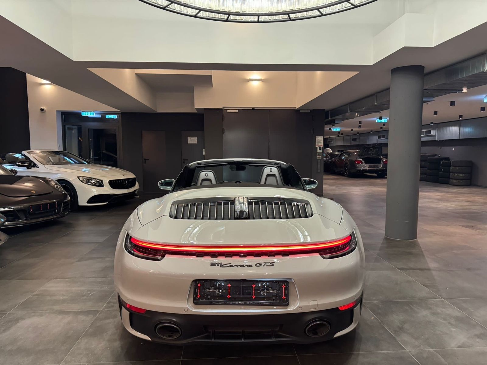 Porsche 992 992 911 Cabriolet GTS PDK