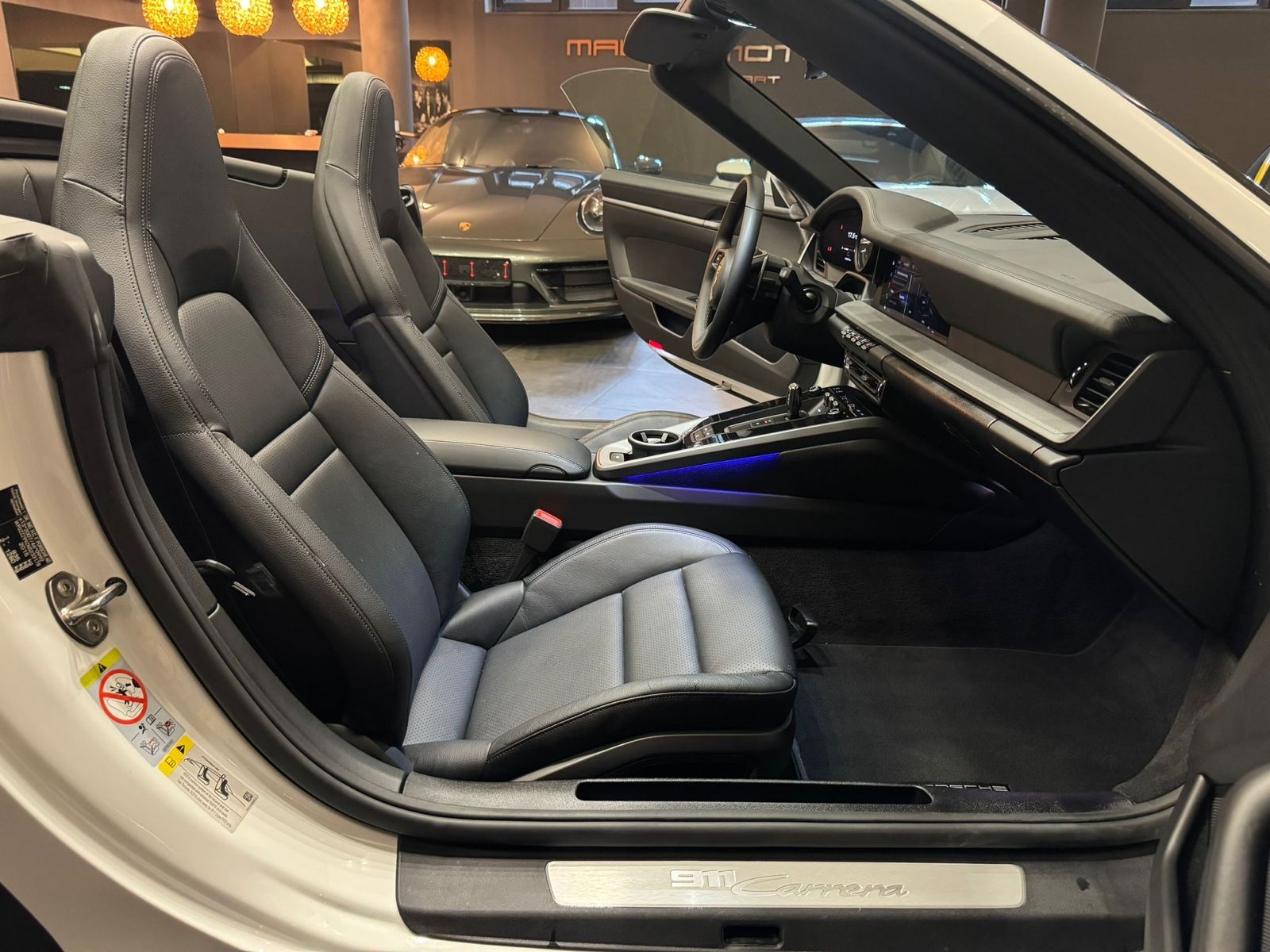 Porsche 992 992 911 Carrera Cabrio PDK