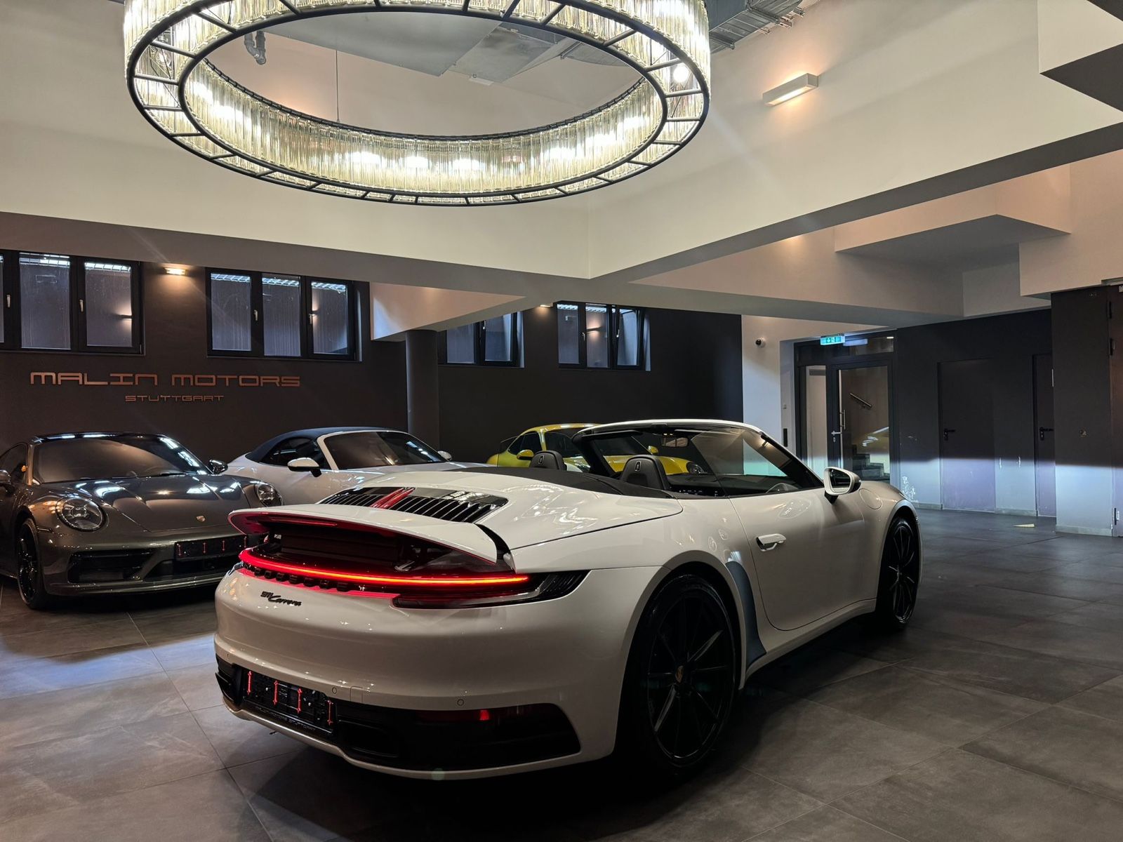 Porsche 992 992 911 Carrera Cabrio PDK