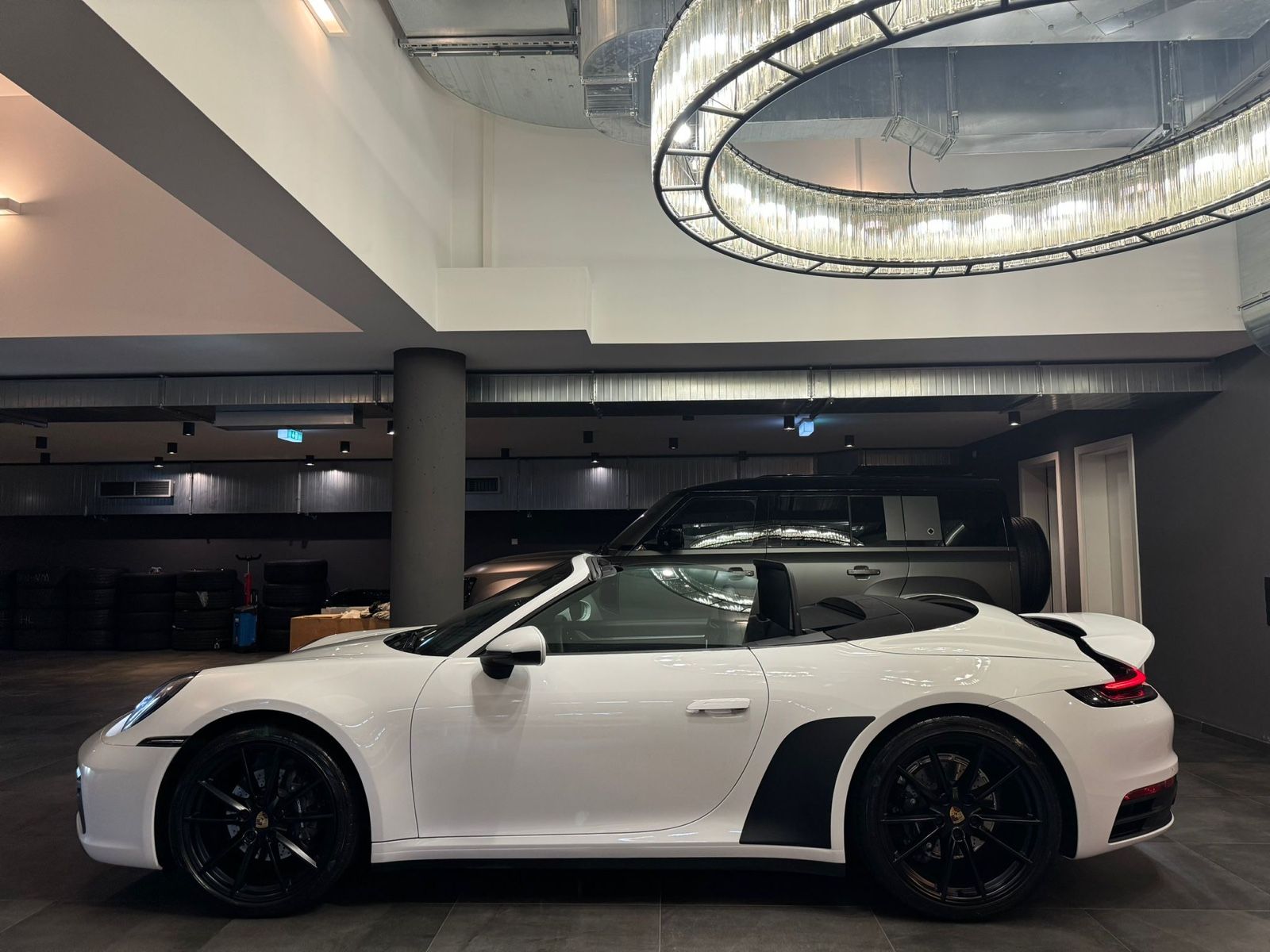 Porsche 992 992 911 Carrera Cabrio PDK