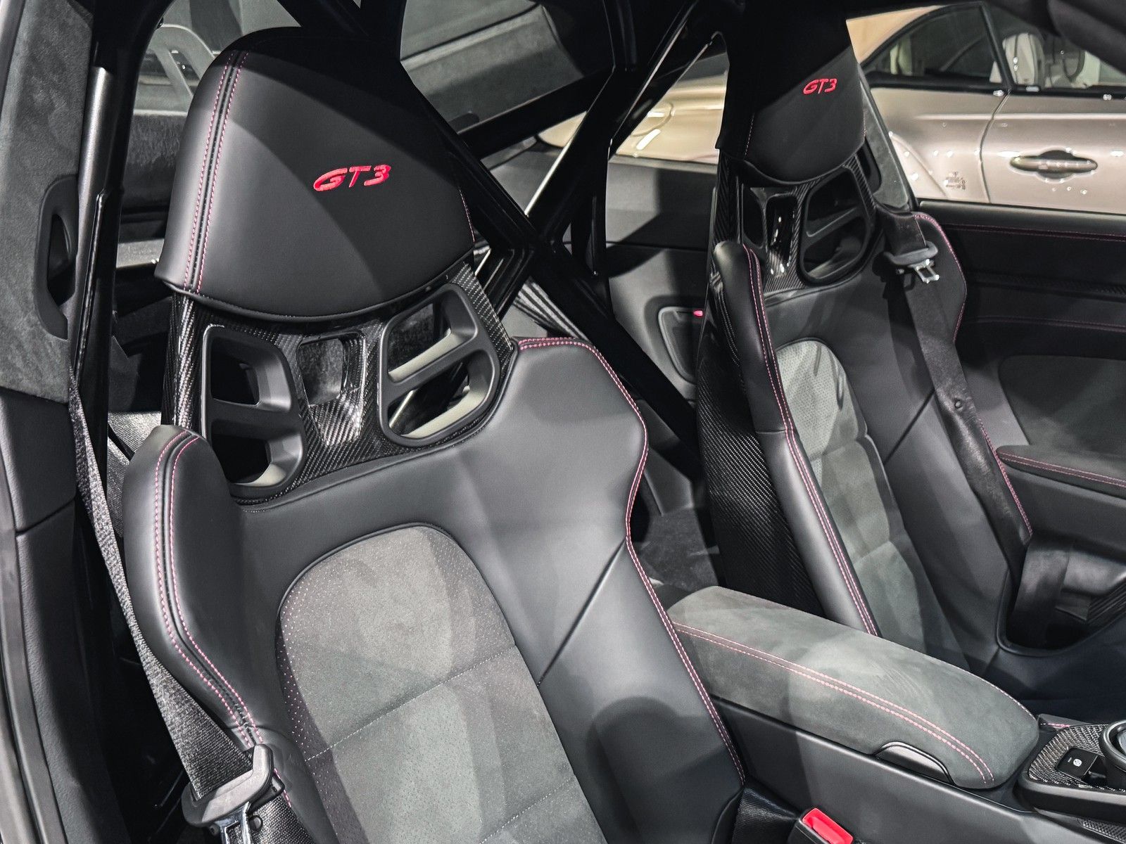 Porsche 992 992 911 GT3 Carbon+Lift+Sport-Schalensitz