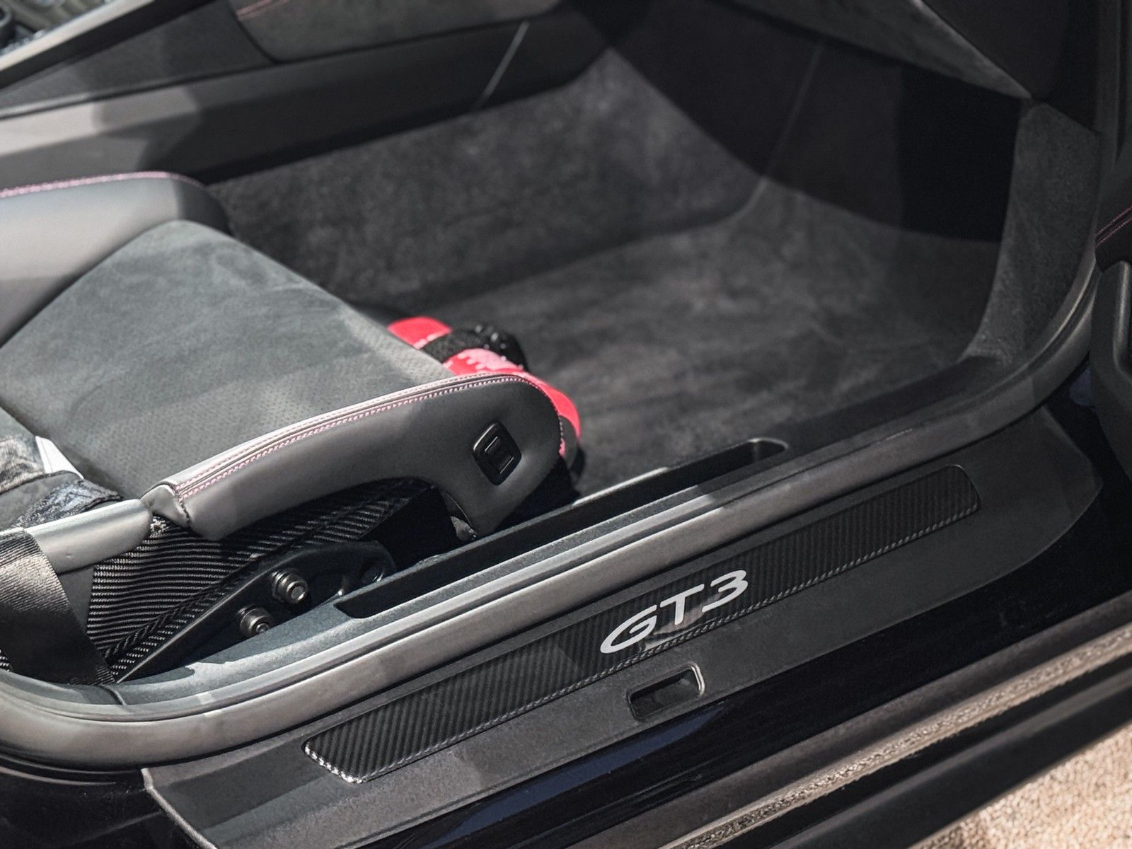 Porsche 992 992 911 GT3 Carbon+Lift+Sport-Schalensitz