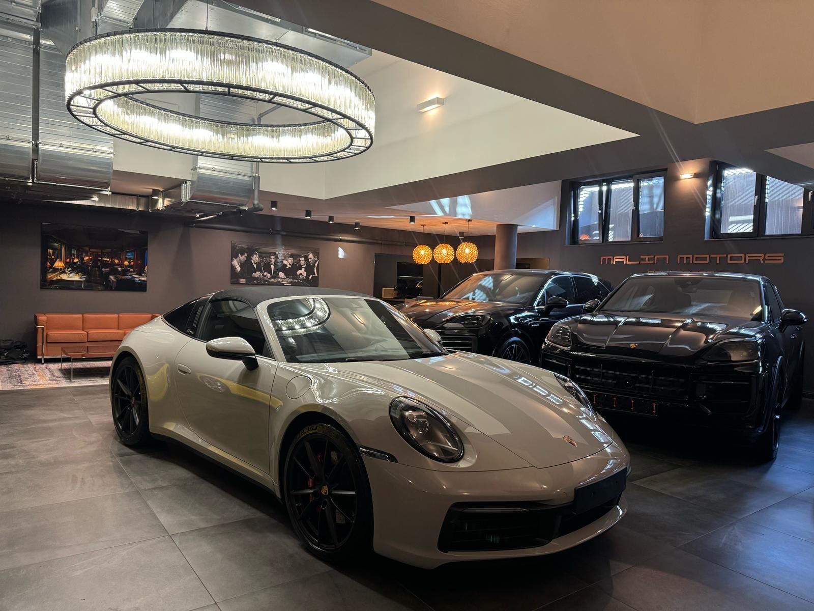 Porsche 992 992 911 Targa 4S PDK CHRONO/KAMERA/KLAPPENAUSPUF