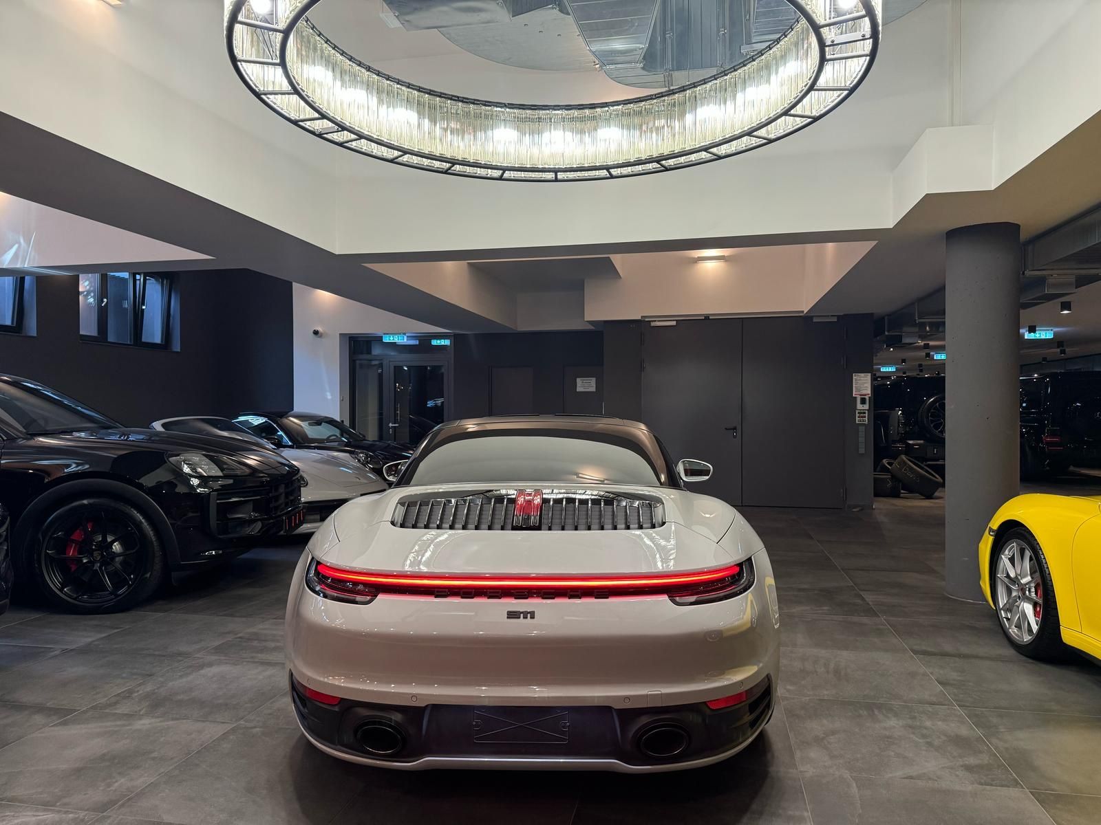 Porsche 992 992 911 Targa 4S PDK CHRONO/KAMERA/KLAPPENAUSPUF