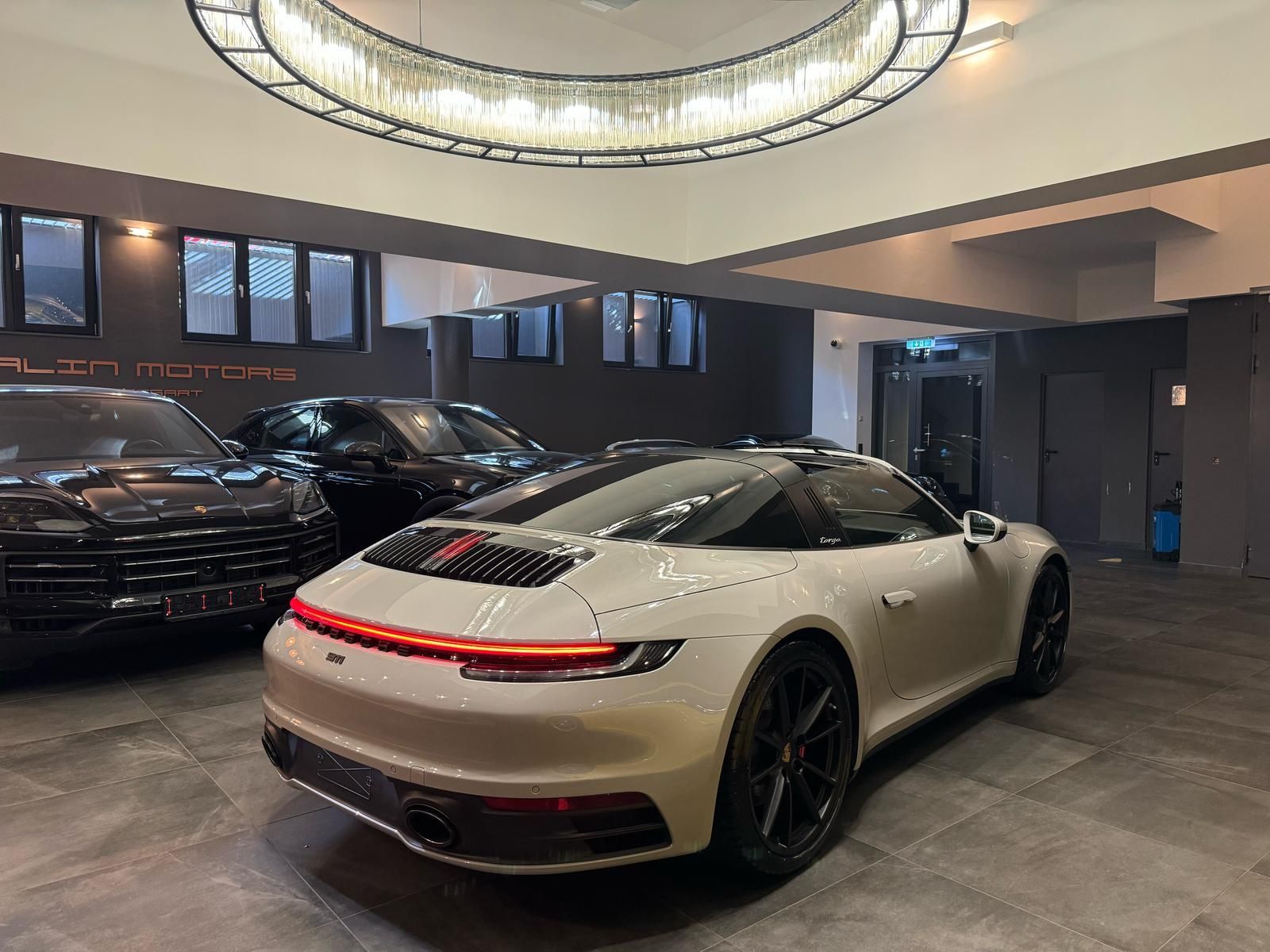 Porsche 992 992 911 Targa 4S PDK CHRONO/KAMERA/KLAPPENAUSPUF