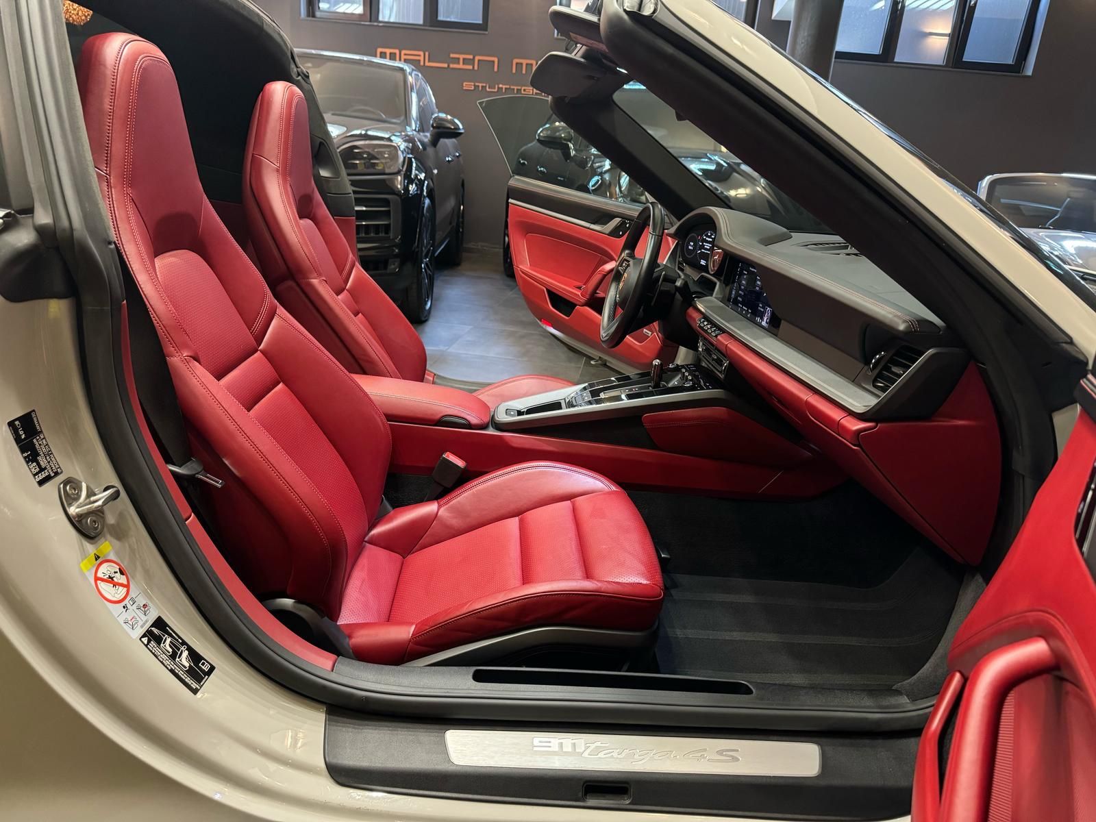 Porsche 992 992 911 Targa 4S PDK CHRONO/KAMERA/KLAPPENAUSPUF