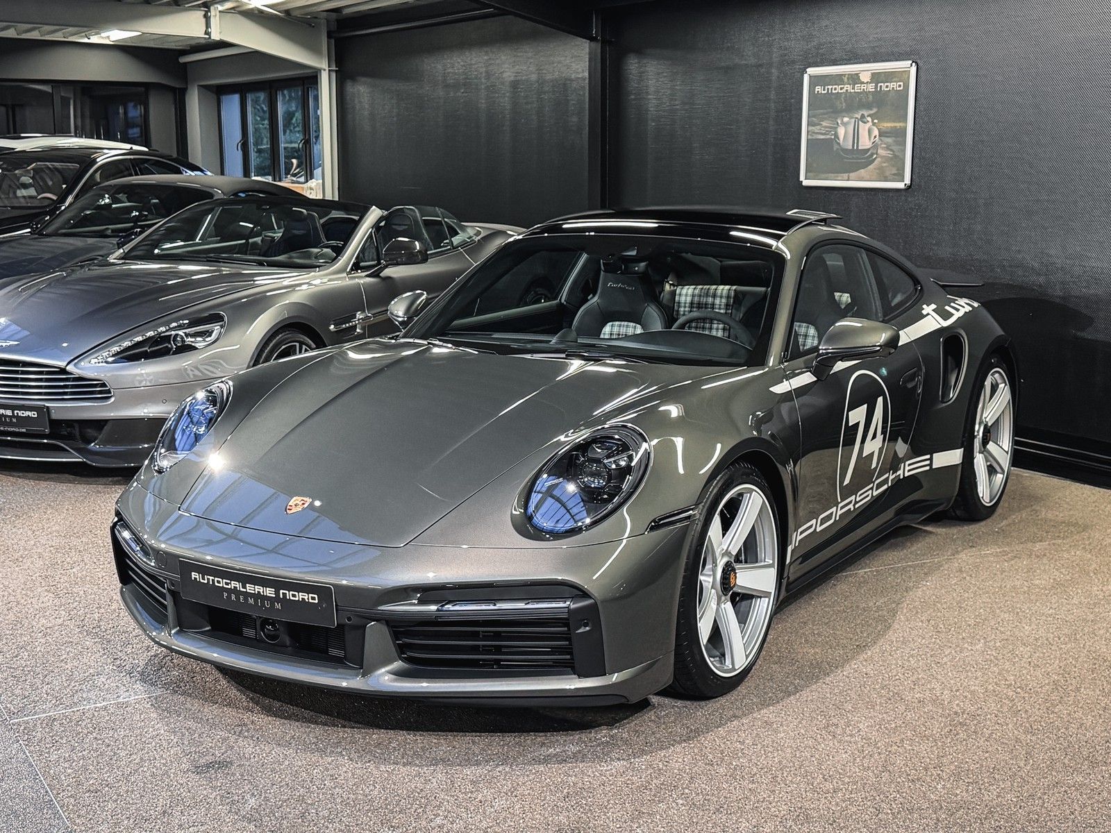 Porsche 992 992 911 Turbo 50 Jahre Heritage Burmester
