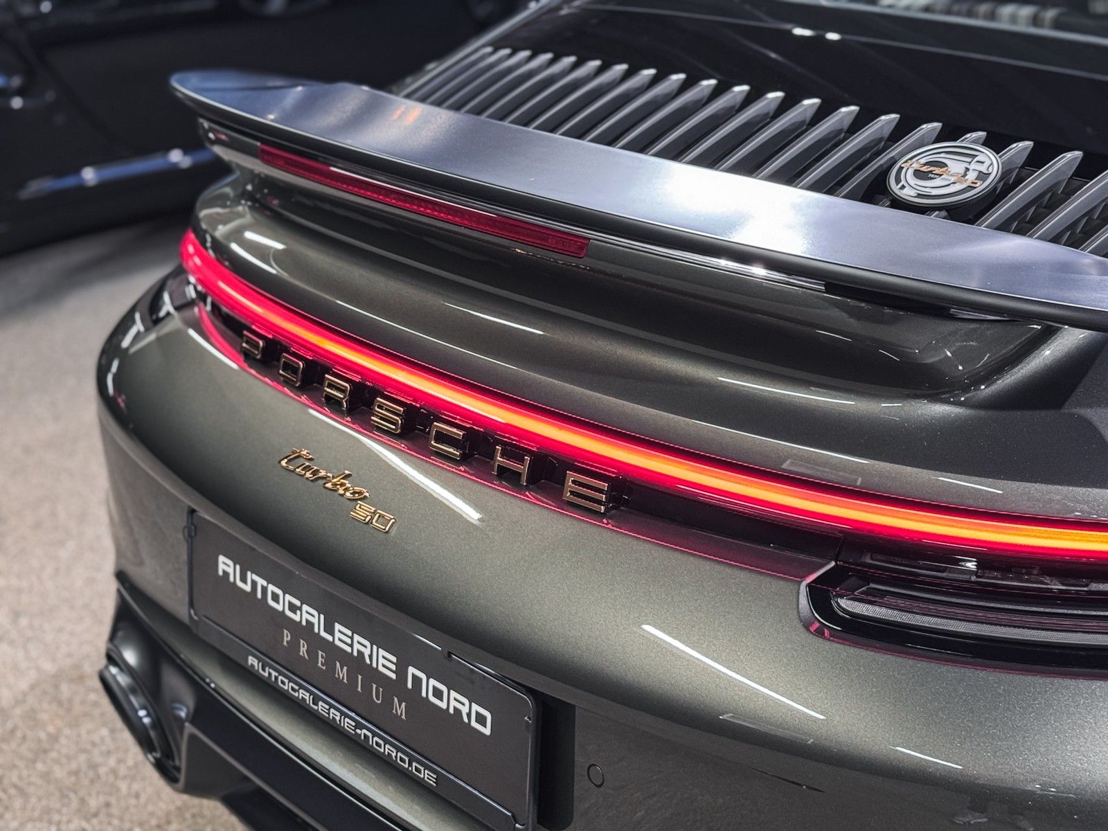Porsche 992 992 911 Turbo 50 Jahre Heritage Burmester