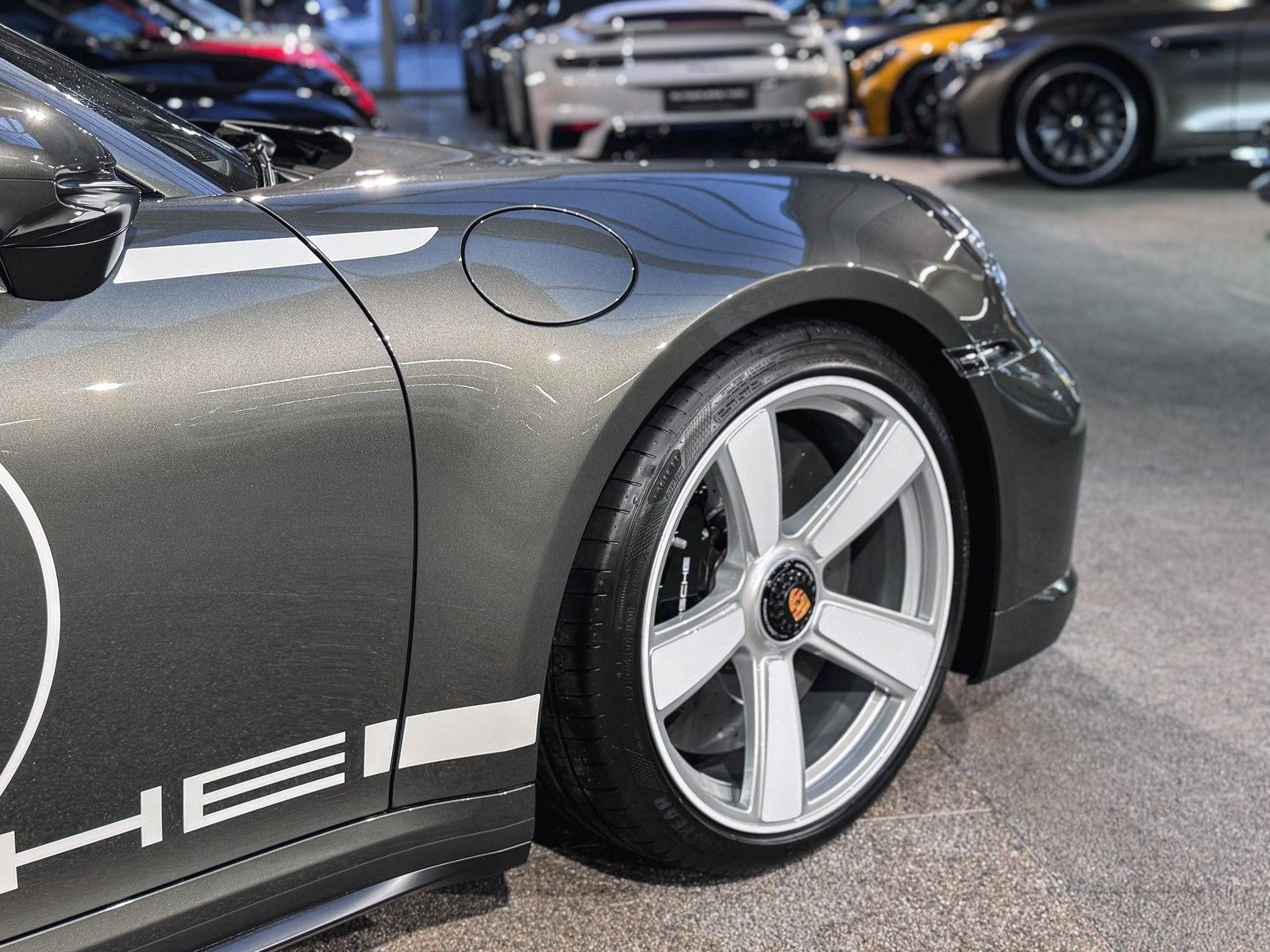 Porsche 992 992 911 Turbo 50 Jahre Heritage Burmester