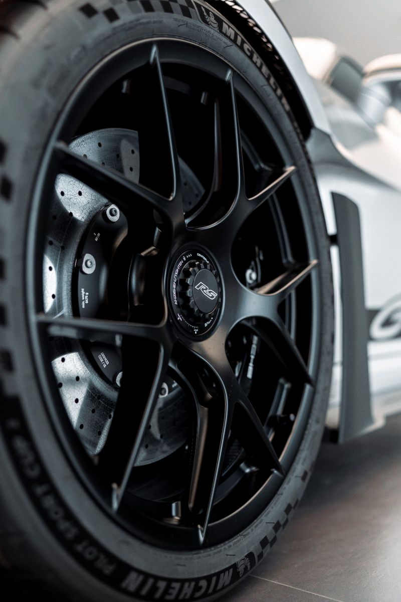 Porsche 992 992 GT3 RS |Weissach|Lift VA|PCCB|PDLS+|BOSE|Cam