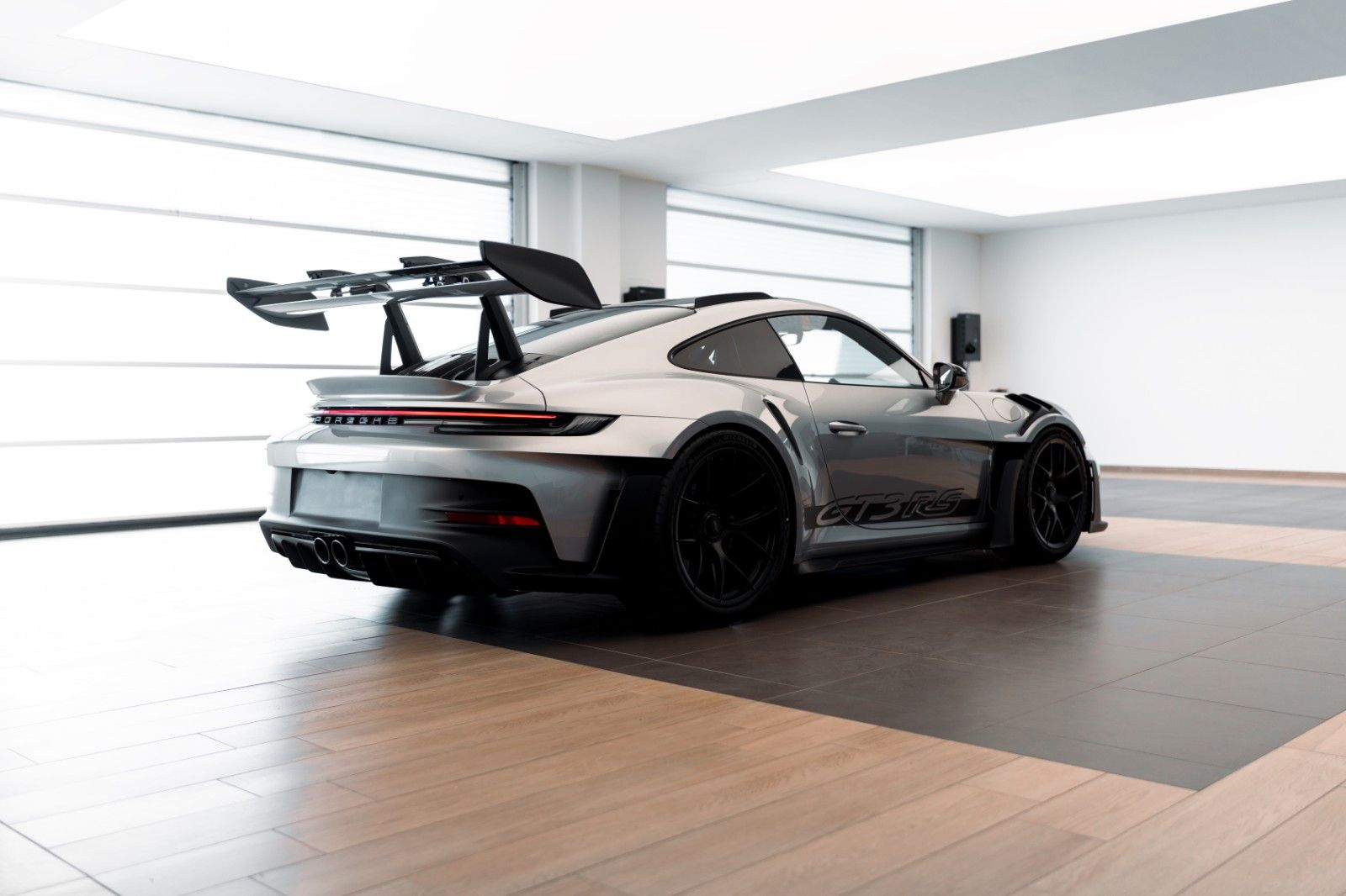 Porsche 992 992 GT3 RS |Weissach|Lift VA|PCCB|PDLS+|BOSE|Cam