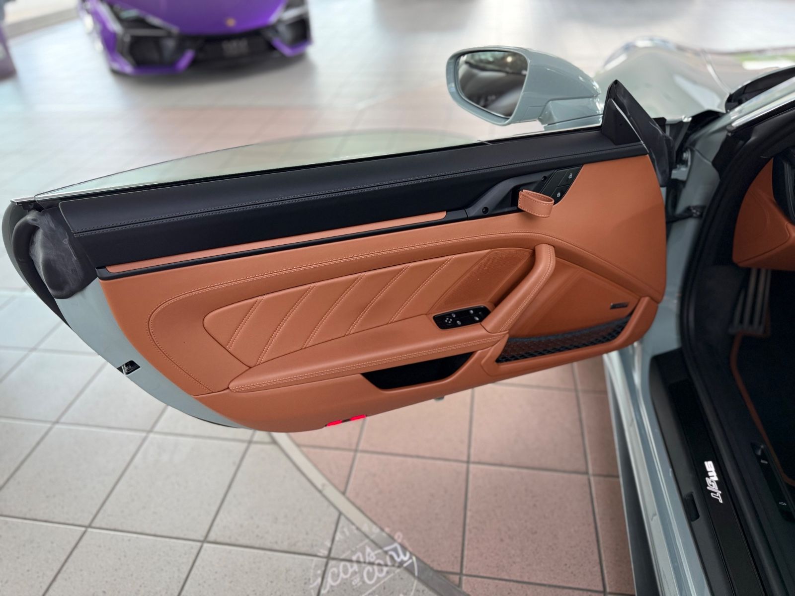 Porsche 992 992 S/T. HERITAGE/LIFT/KÄFIG/MATRIX