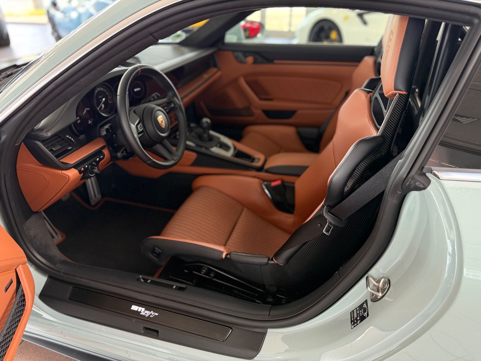 Porsche 992 992 S/T. HERITAGE/LIFT/KÄFIG/MATRIX