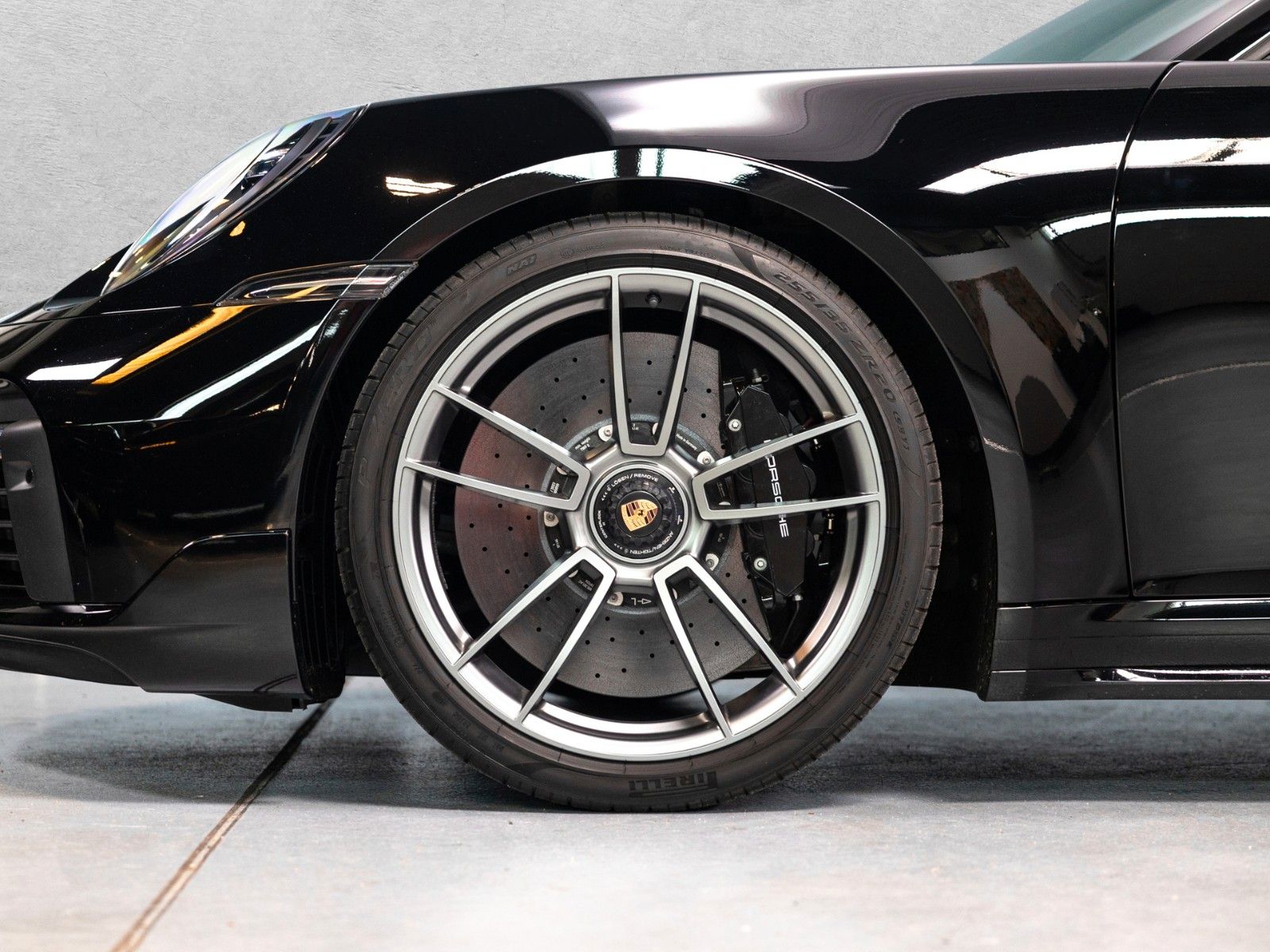 Porsche 992 992 Turbo S Cabriolet &quot; Sport Design+Sportabgas&quot;
