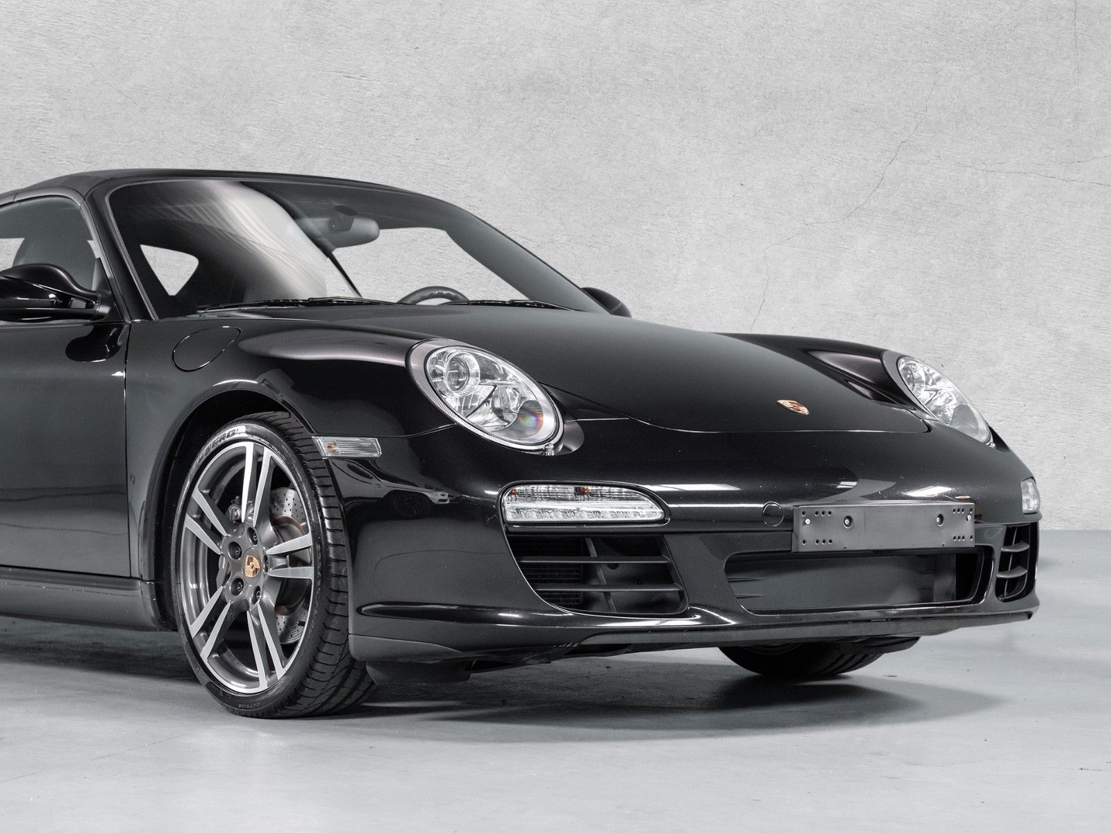 Porsche 997 911 Carrera Black Edition, 1. Hd.,Approved 05.26