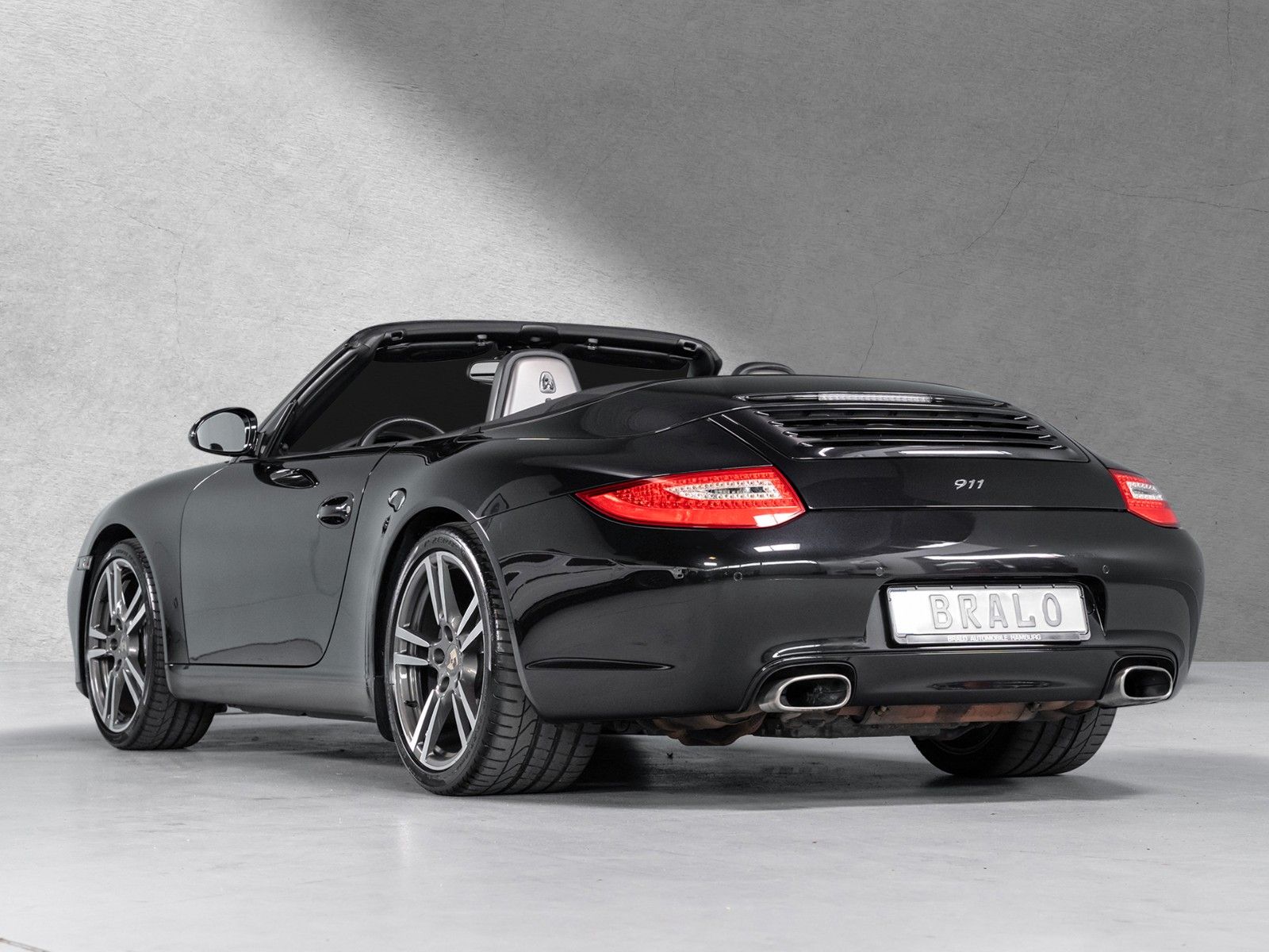 Porsche 997 911 Carrera Black Edition, 1. Hd.,Approved 05.26