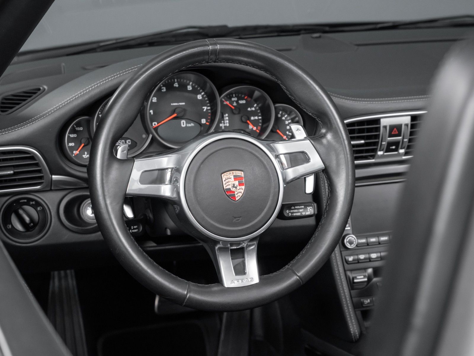Porsche 997 911 Carrera Black Edition, 1. Hd.,Approved 05.26