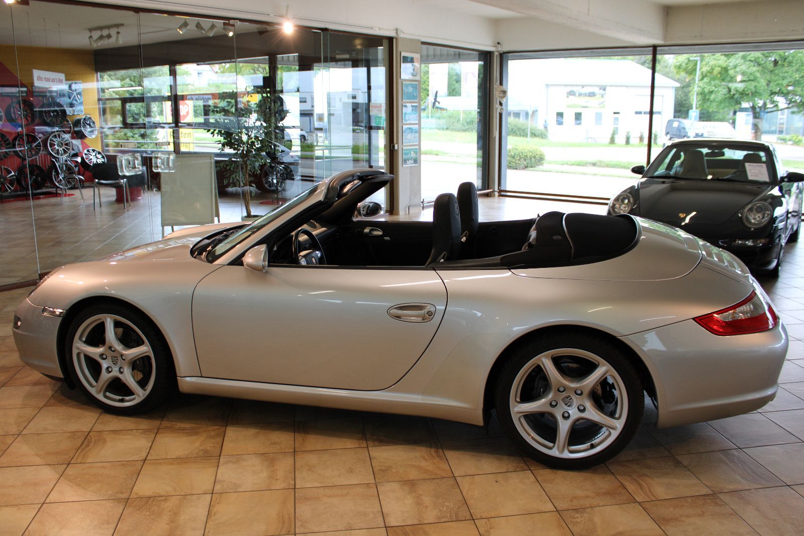 Porsche 997 997 Carrera Cabrio *Deutsch+Schalter+Top*