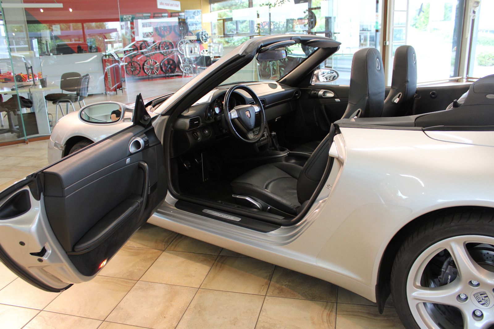 Porsche 997 997 Carrera Cabrio *Deutsch+Schalter+Top*