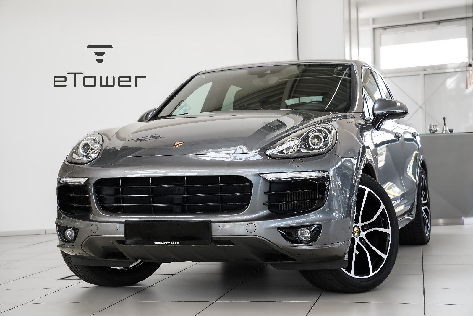 Porsche Cayenne Cayenne 3.0d Pano SportDesign AHK PASM BOSE®