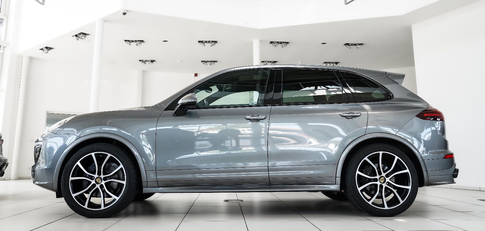 Porsche Cayenne Cayenne 3.0d Pano SportDesign AHK PASM BOSE®