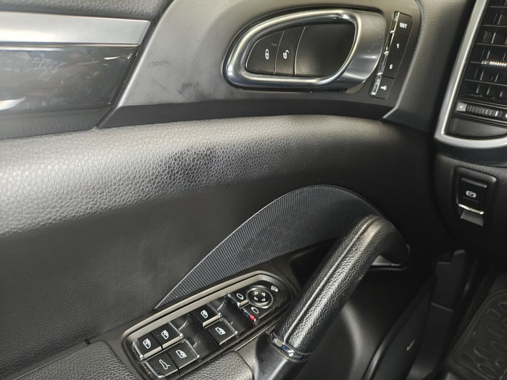 Porsche Cayenne Cayenne 4.2 TDI S Platinum Edition XENON PANO