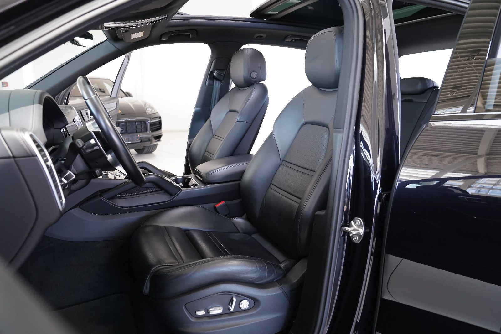 Porsche Cayenne Cayenne E-Hybrid SportDesign HUD Pano Turbo AHK