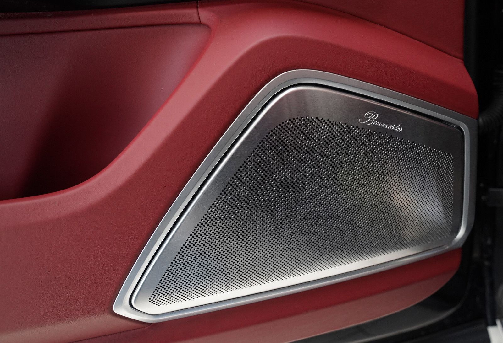 Porsche Cayenne Cayenne SportDesign Hinterachslenkung Burmester