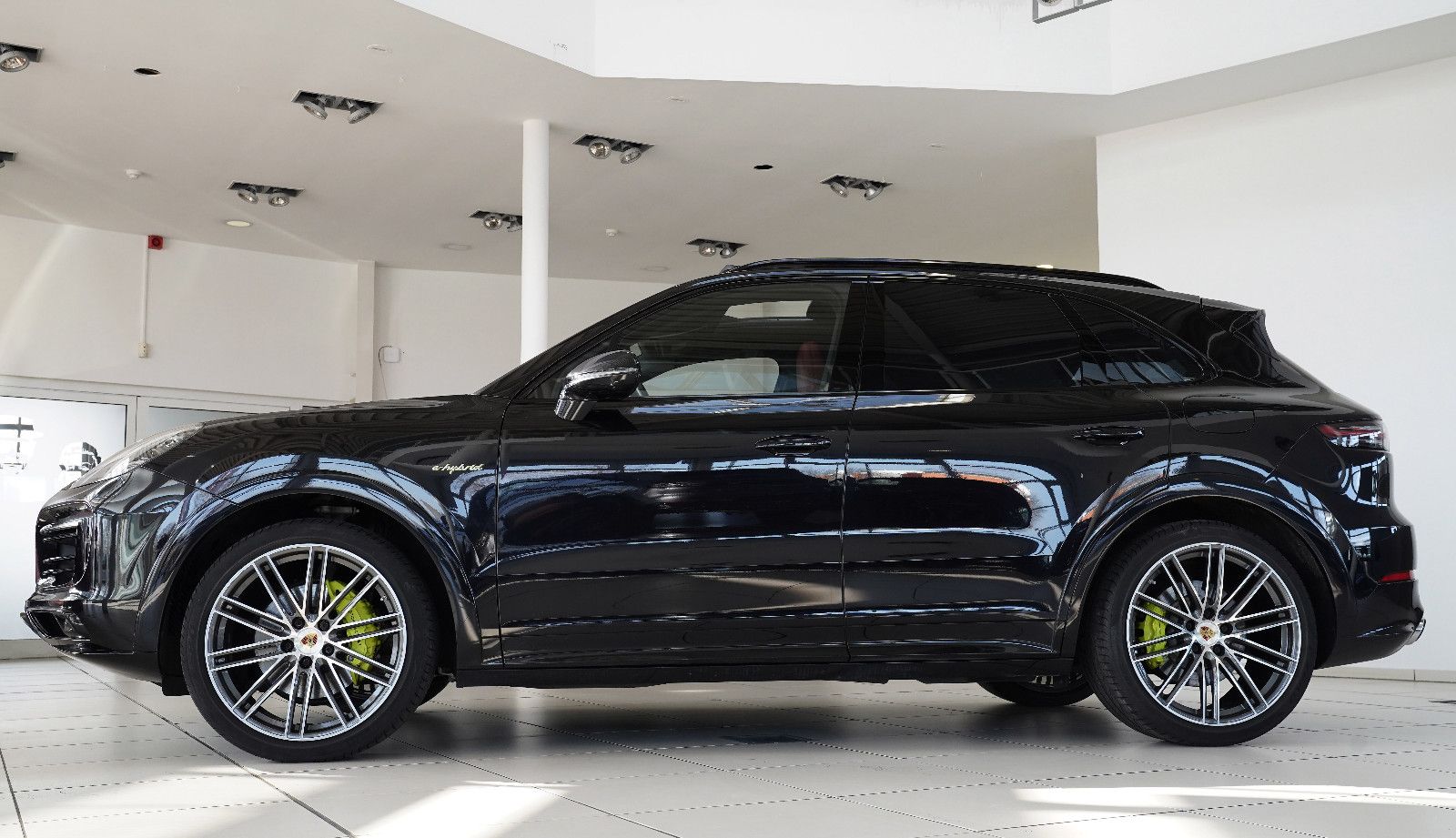 Porsche Cayenne Cayenne SportDesign Hinterachslenkung Burmester