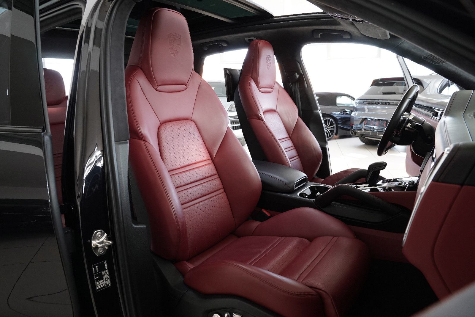 Porsche Cayenne Cayenne SportDesign Hinterachslenkung Burmester