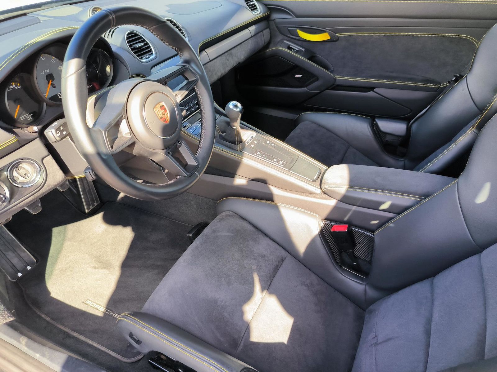Porsche Cayman 718 Cayman GT4*Clubsportp*PCCB*PDLS+*Vollschalen