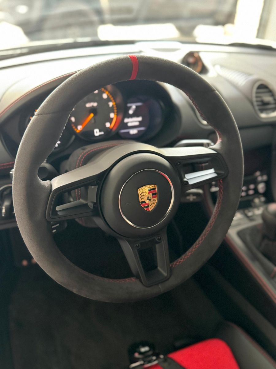 Porsche Cayman 718 Cayman GT4 Sports Cup Edit. | 1 von 100 |