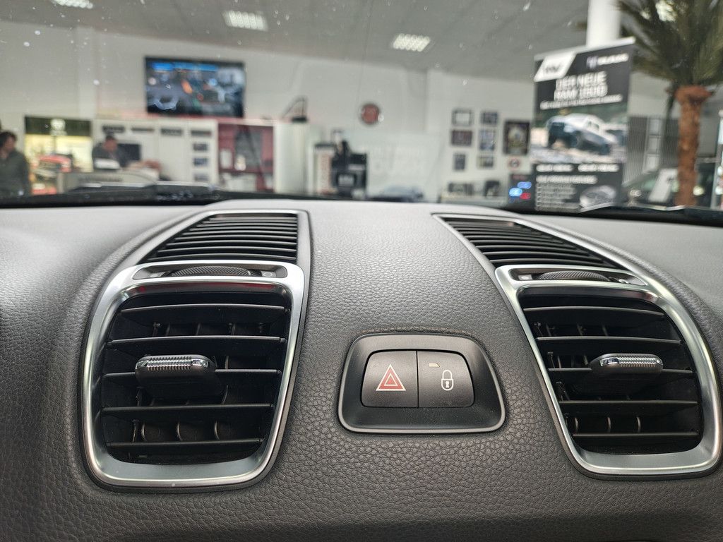Porsche Cayman Cayman 2.7 SPORT Sportabgas Navi Autom. SHZ NAVI