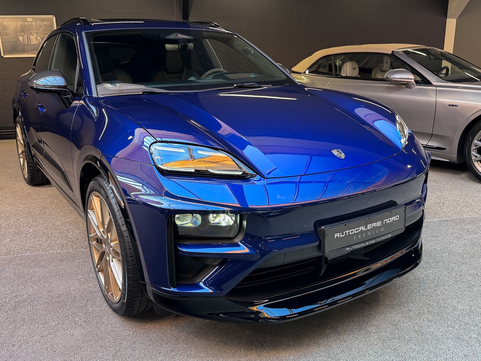 Porsche Macan Macan E Turbo+Burmester+Carbon+InnoDrive