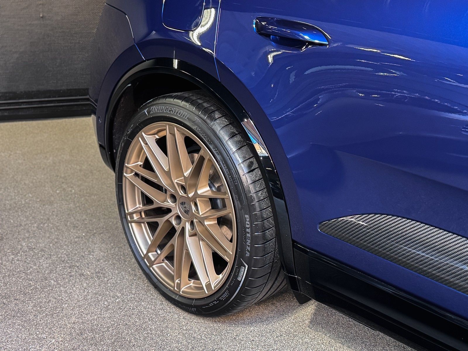 Porsche Macan Macan E Turbo+Burmester+Carbon+InnoDrive