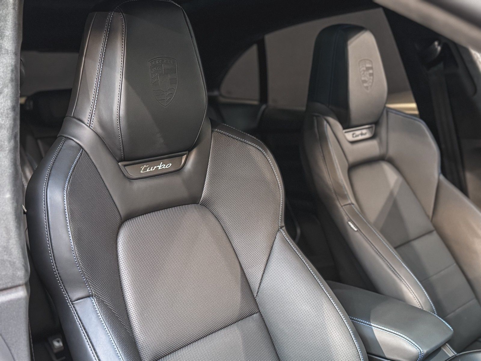 Porsche Macan Macan E Turbo+Burmester+Carbon+InnoDrive