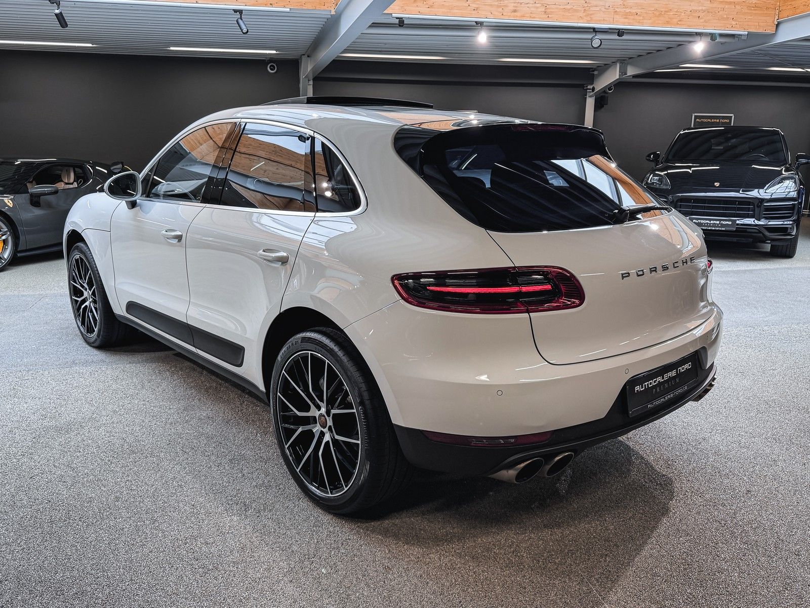 Porsche Macan Macan S Pano+Chrono+Bose+Standheiz.