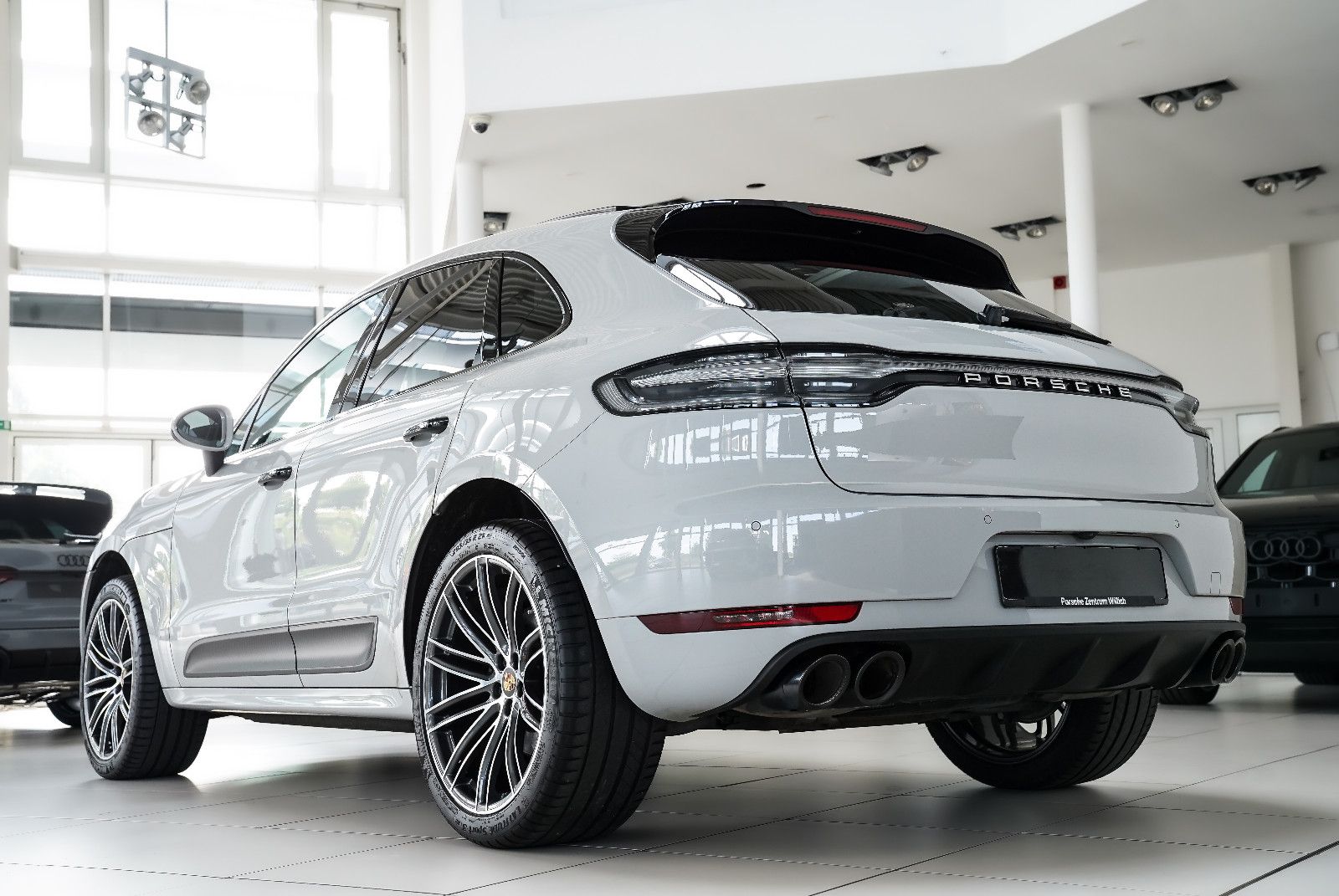 Porsche Macan Macan S Turbo 21 Pano Leder LED Carbon