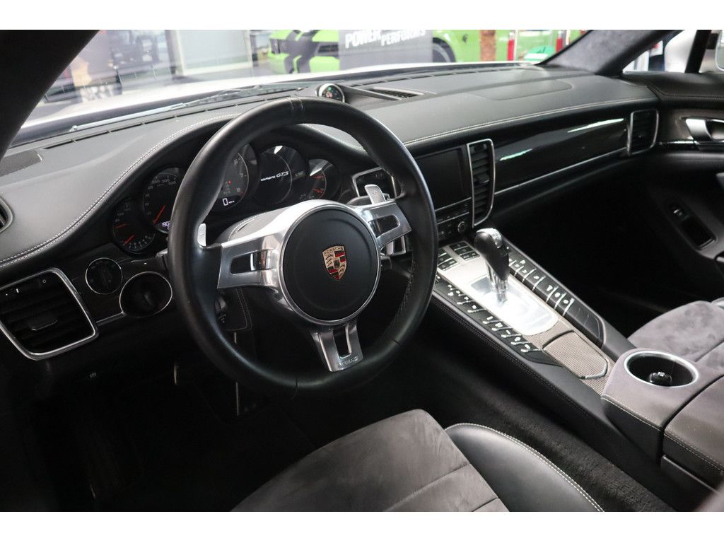 Porsche Panamera Panamera 4.8 GTS V8, Sport Chrono, 20&quot;, Klappena
