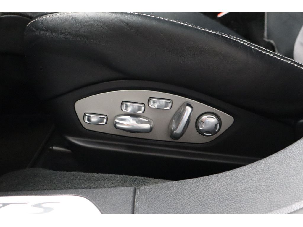 Porsche Panamera Panamera 4.8 GTS V8, Sport Chrono, 20&quot;, Klappena