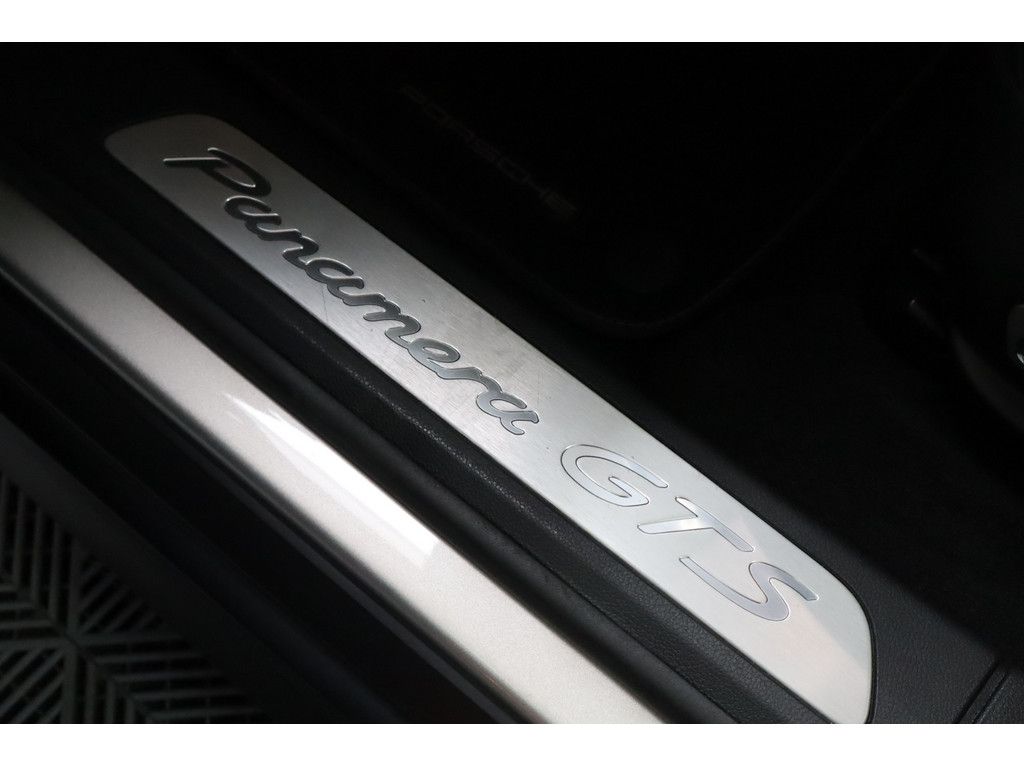 Porsche Panamera Panamera 4.8 GTS V8, Sport Chrono, 20&quot;, Klappena