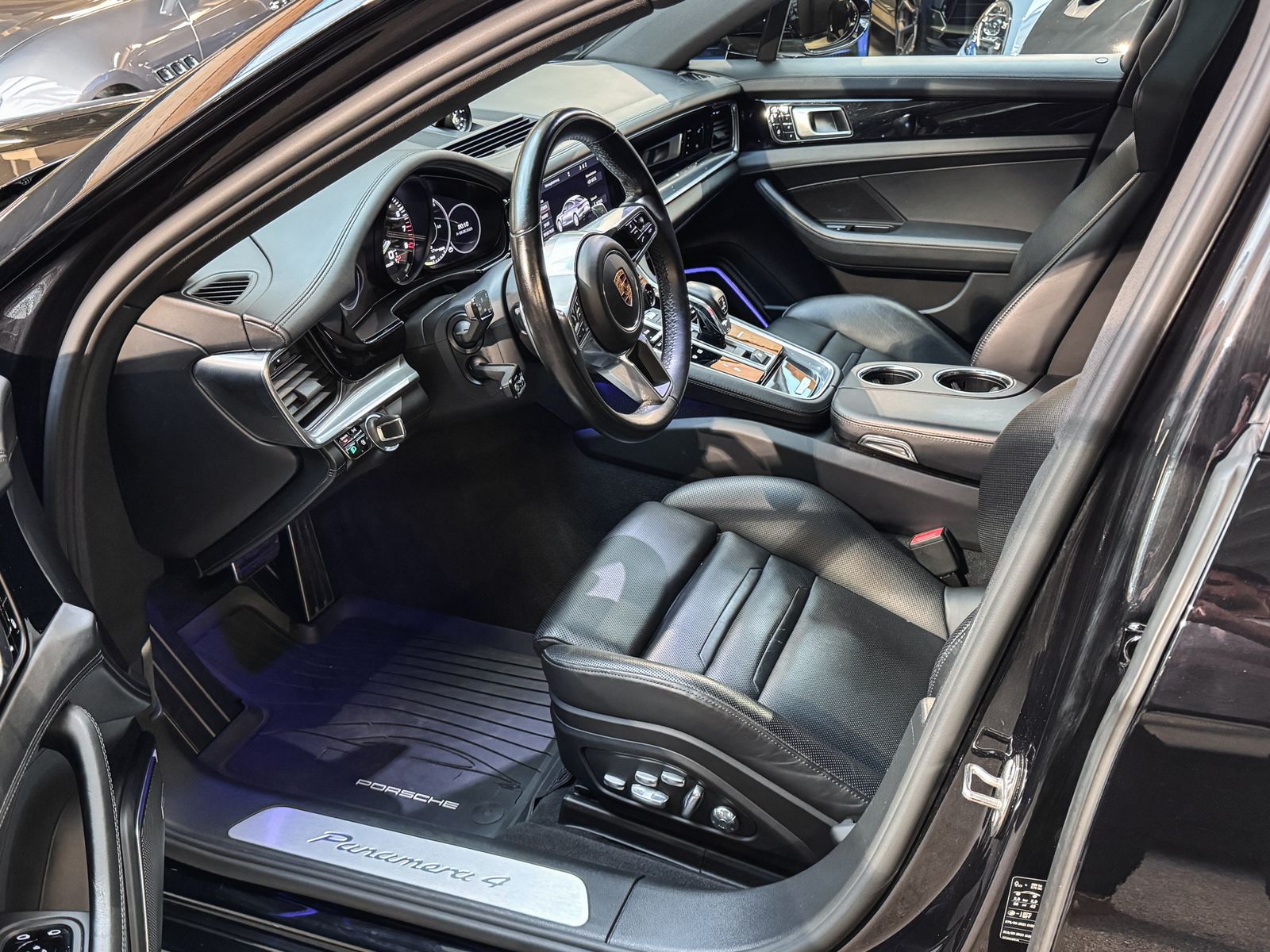 Porsche Panamera Panamera 4 E-Hybrid Pano