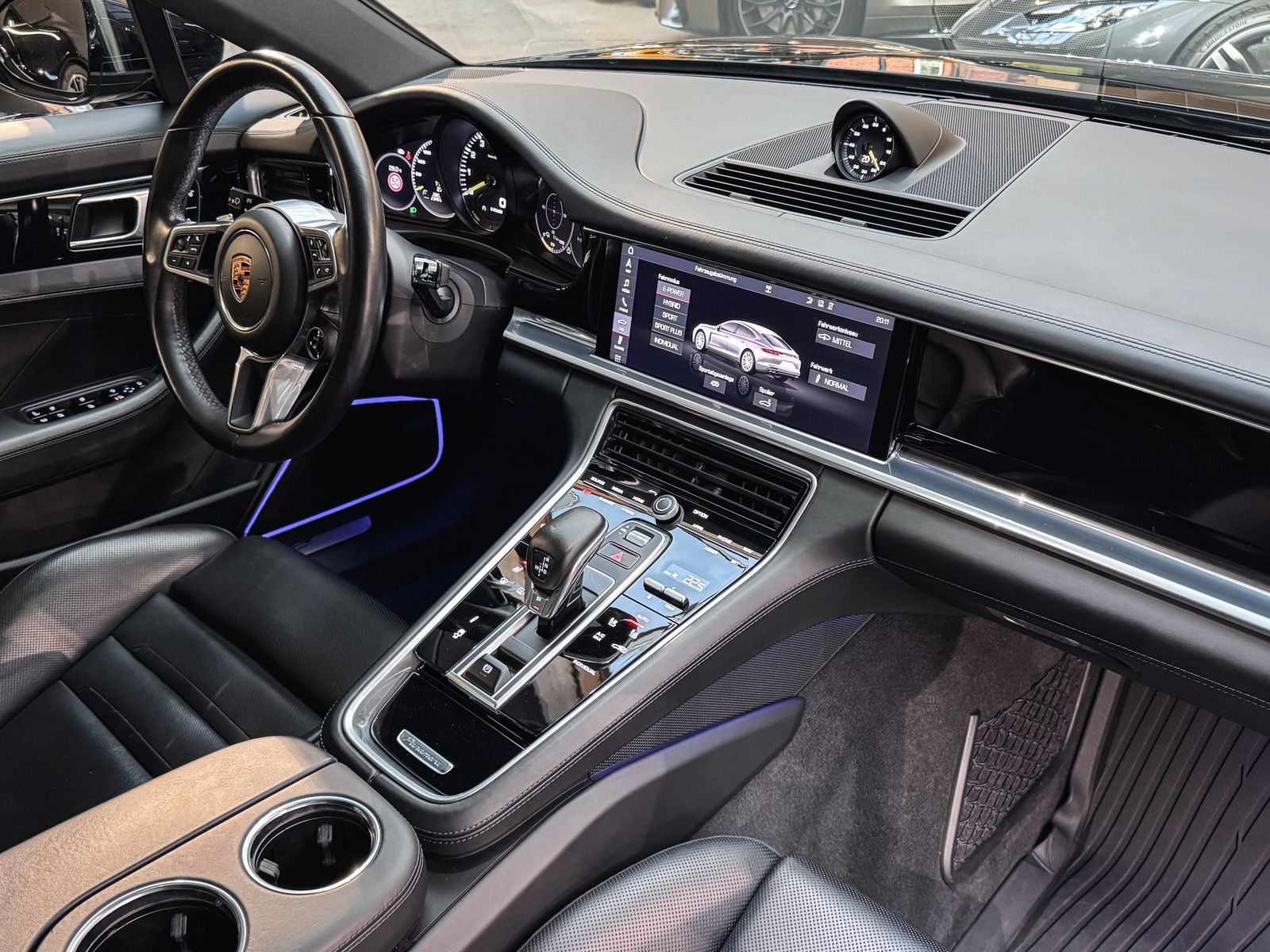 Porsche Panamera Panamera 4 E-Hybrid Pano