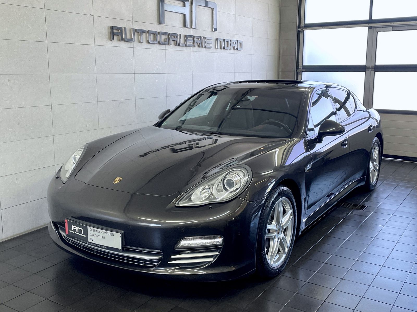 Porsche Panamera Panamera 4 Platinum Edition 1.Hand+Luftfed+Stand