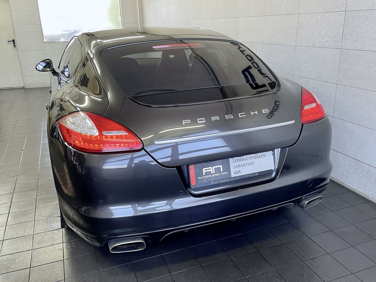 Porsche Panamera Panamera 4 Platinum Edition 1.Hand+Luftfed+Stand