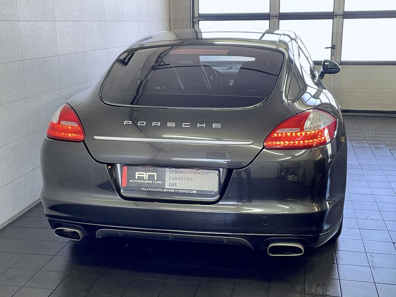 Porsche Panamera Panamera 4 Platinum Edition 1.Hand+Luftfed+Stand